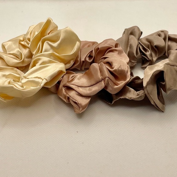 Satin Scrunchie - Picture 4 of 4